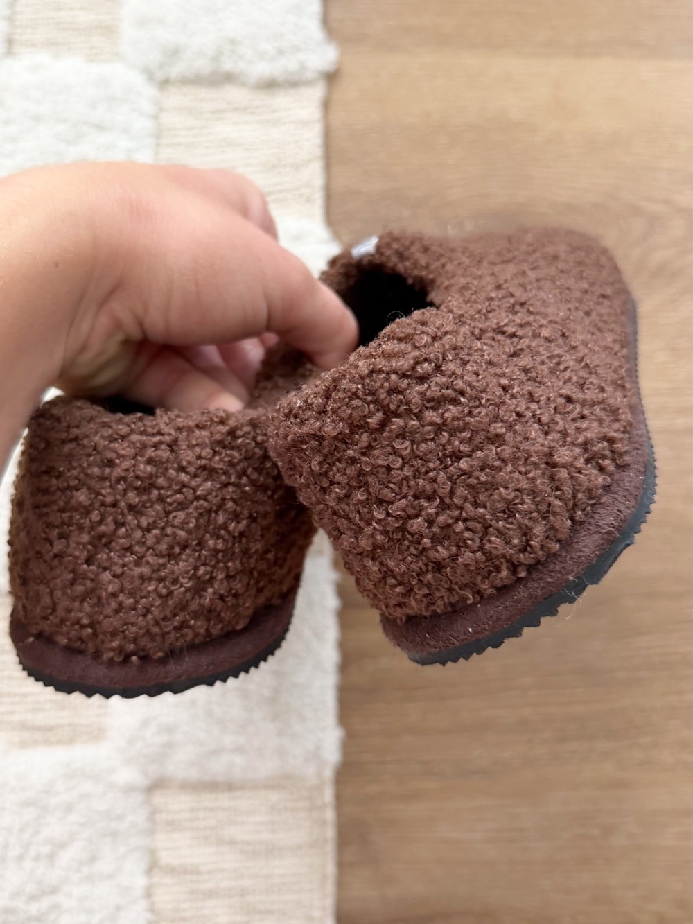 Born Sherpa Slippers - Picture 5 of 5